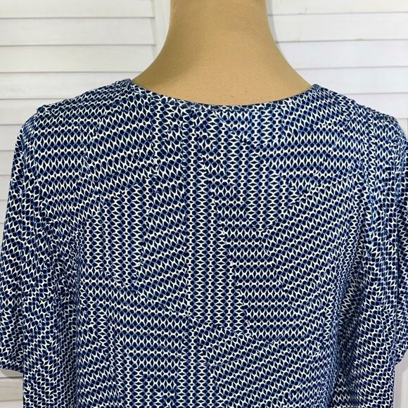 Chico's Flutter Sleeve Knit Top Size 1 (8) Like New - Picture 9 of 13